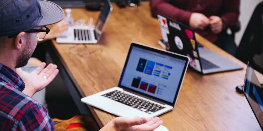 Jóvenes Emprendedores