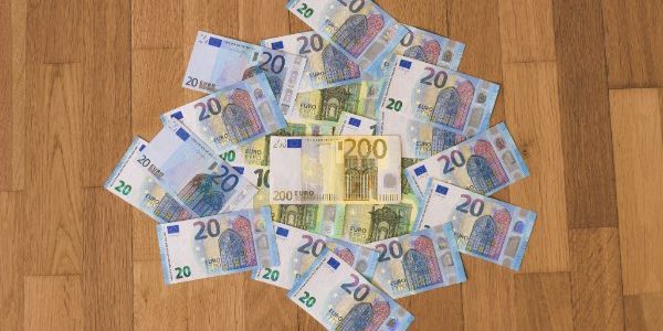 Medidas fiscales del Gobierno 2023. IRPF, Patrimonio y Sociedades Medidas fiscales del Gobierno 2023. IRPF, Patrimonio y Sociedades