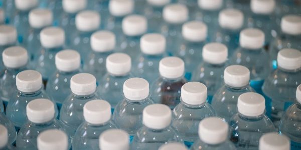 Special tax on non-recyclable plastic packaging